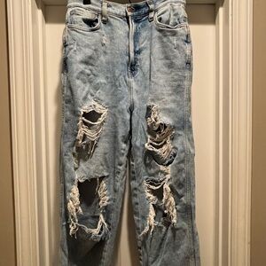 Arizona Jean Company Light Blue Distressed High-Rise Boyfriend Jeans